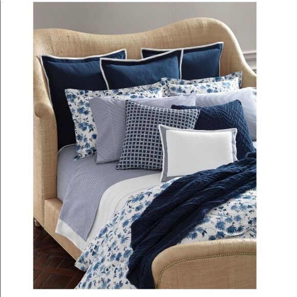 Ralph Lauren Adelaide Floral Sateen King Sham - Picture 5 of 7